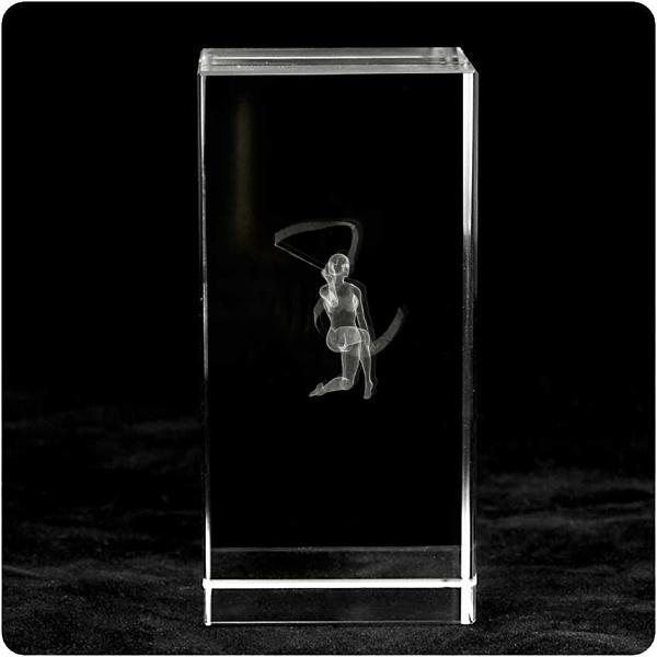 Cube en cristal avec logo prédéfini en 3D avec étui